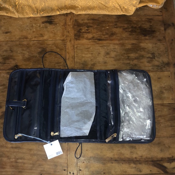 NWT Tartan + Wine Patchwork Travel Make-up travel Bag - Picture 8 of 16